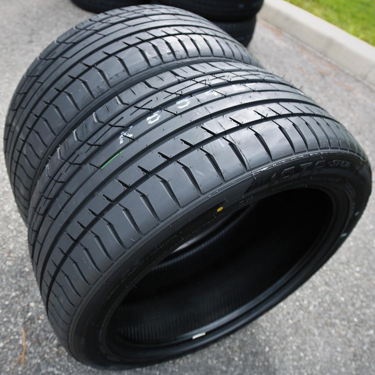 4 All Season 20 inch Tires T1067
