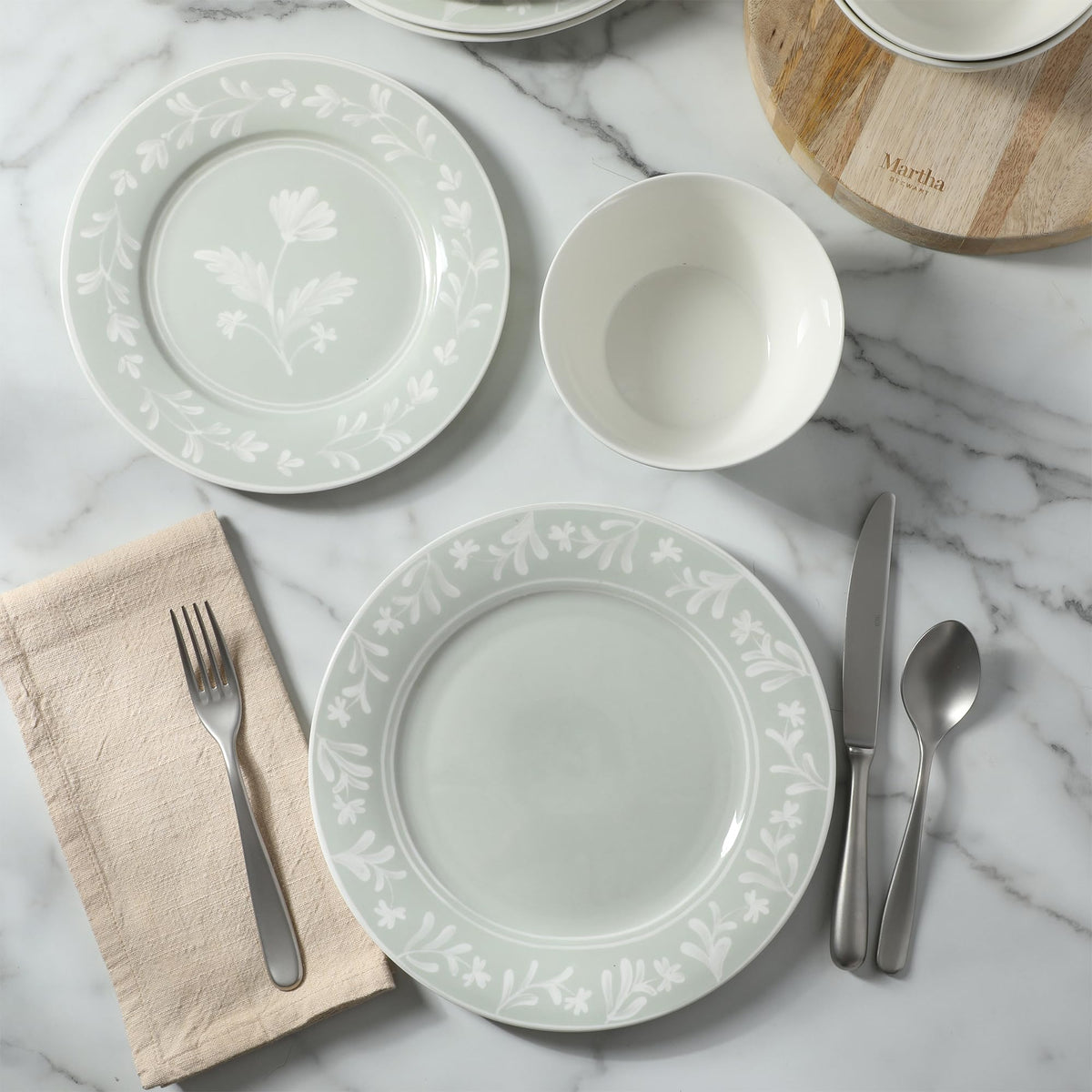 Sage Green 12-Piece Bone China Dinnerware Set P711567